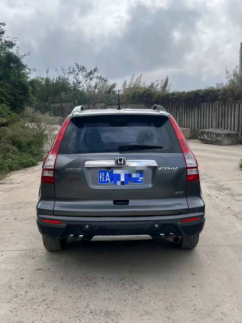 梧州12年本田CRV3