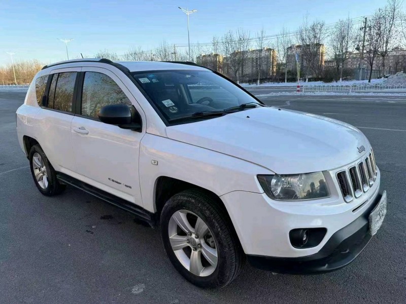 枣庄14年Jeep指南者2