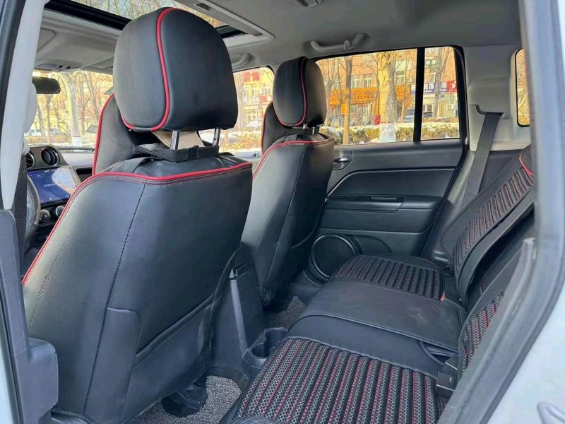 枣庄14年Jeep指南者5