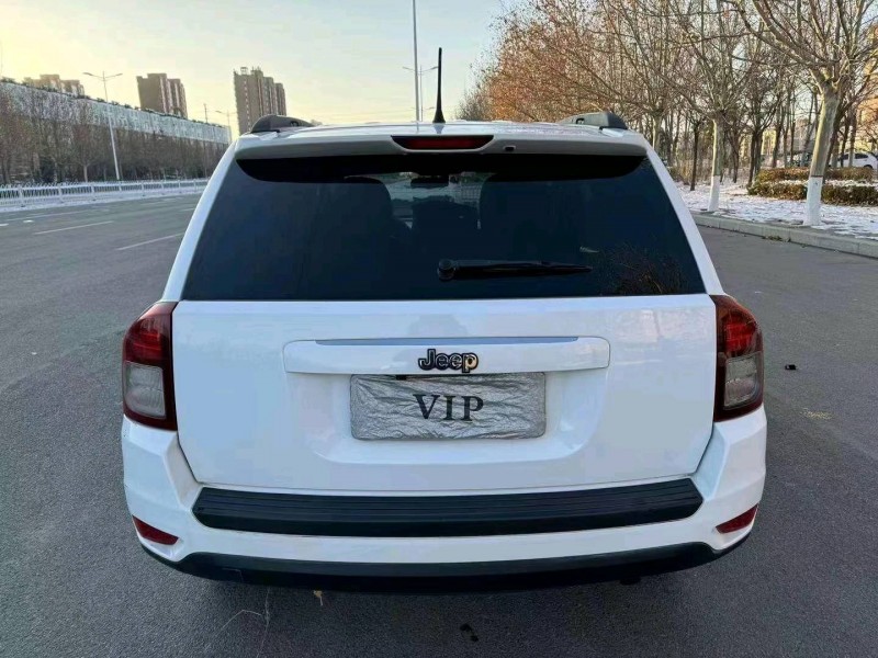 枣庄14年Jeep指南者7