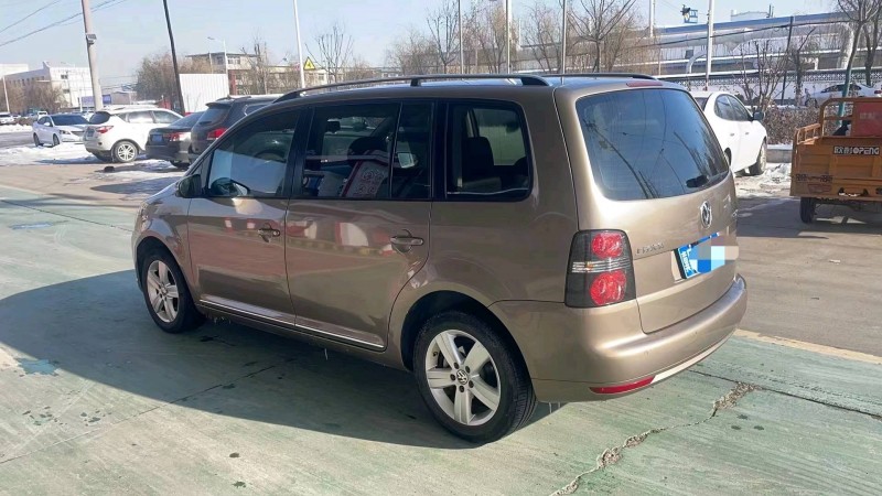 保定15年大众途安9