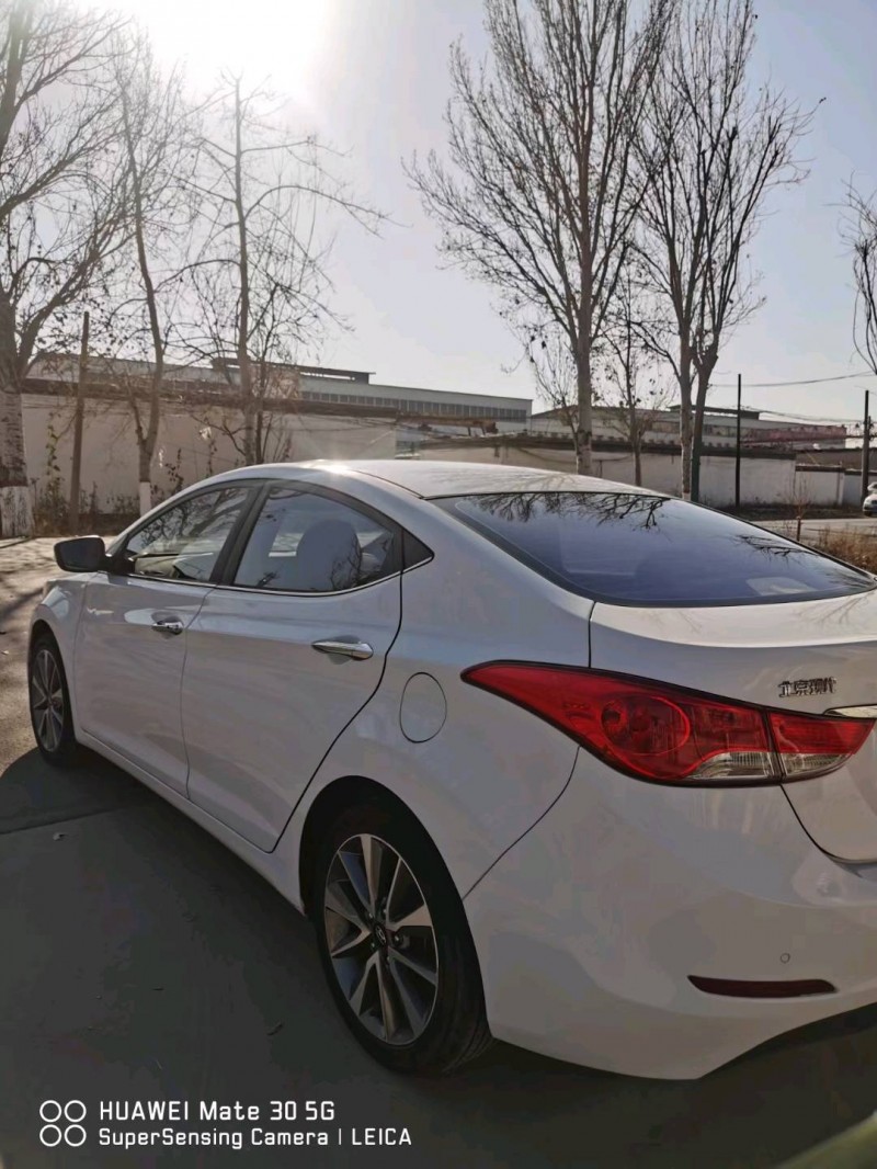 保定12年现代索纳塔八7