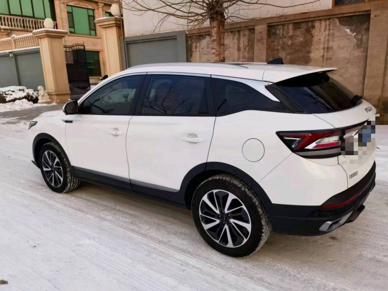 保定22年东风AX7pro5