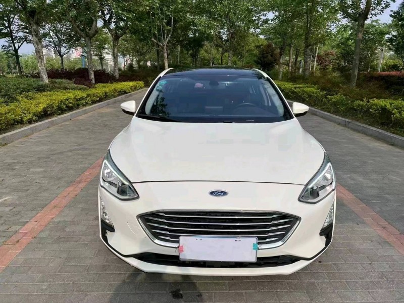 徐州19年福特福克斯1