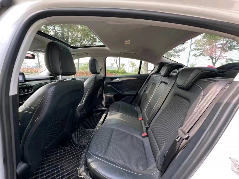 徐州19年福特福克斯4