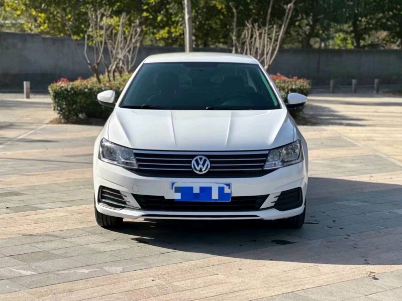 淄博22年大众朗逸1