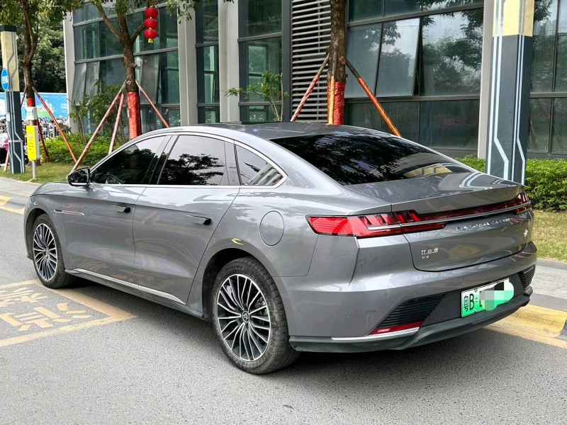 广州23年比亚迪汉7