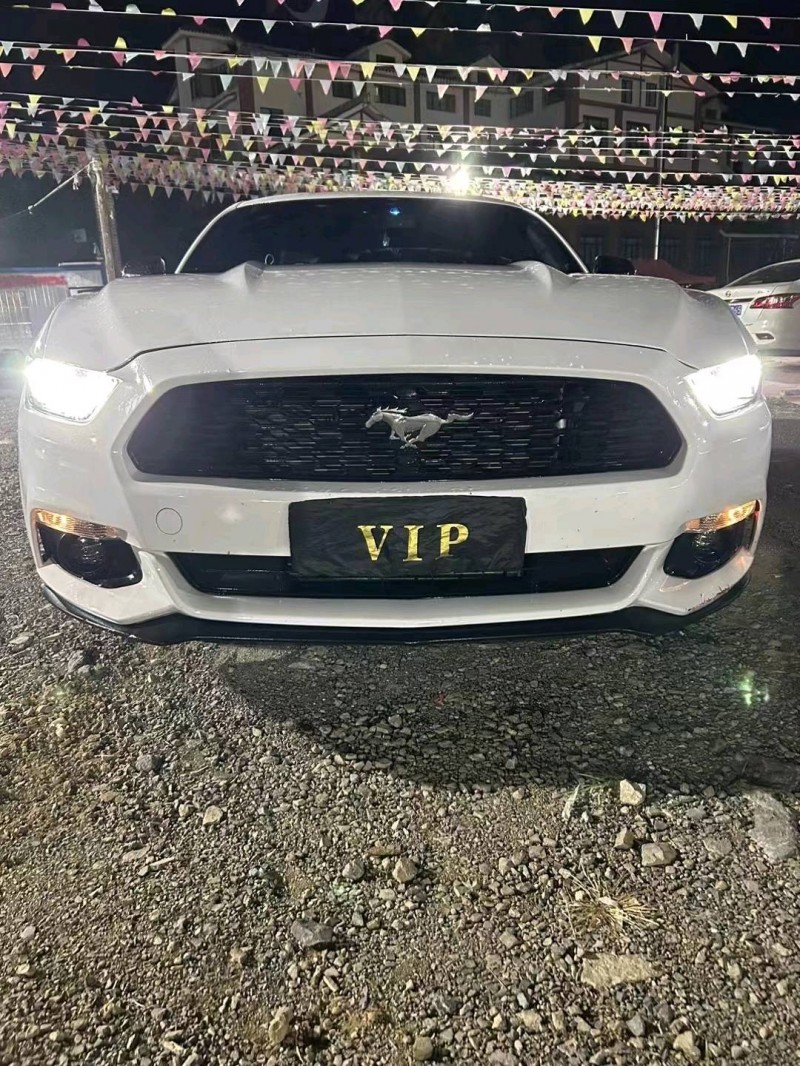 青岛16年福特野马1