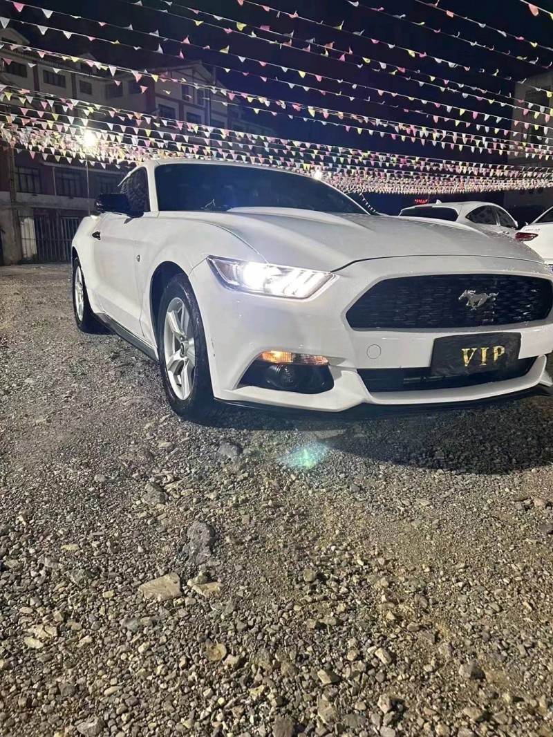 青岛16年福特野马2