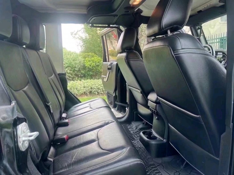 枣庄18年Jeep牧马人5