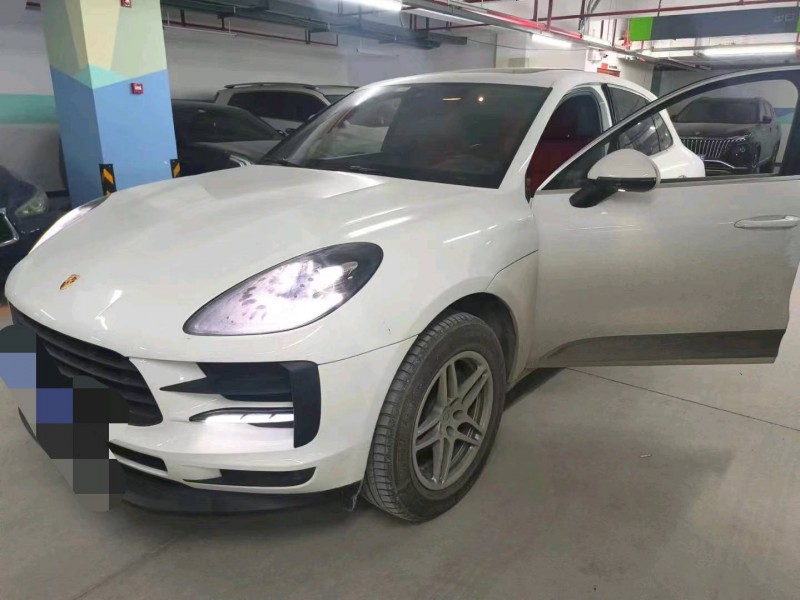重庆20年保时捷Macan3