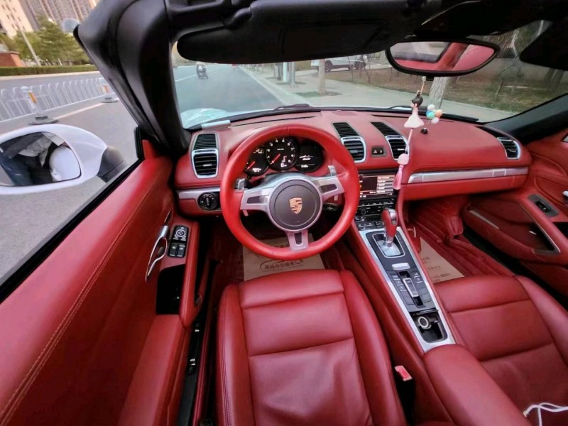 邯郸13年保时捷Boxster8