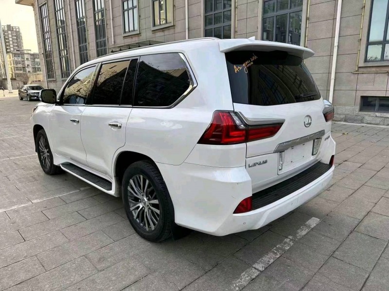 枣庄17年雷克萨斯LX5