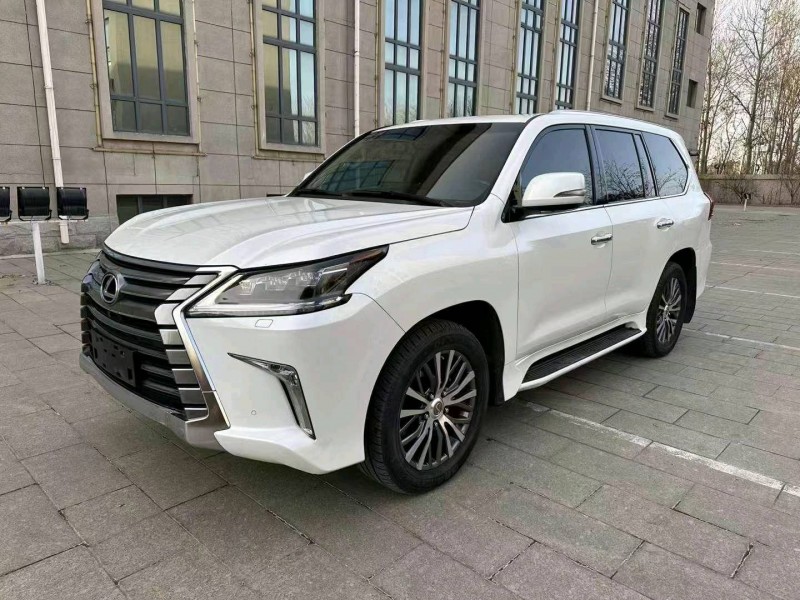 枣庄17年雷克萨斯LX9
