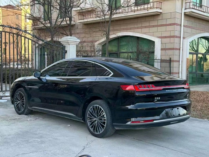 东营22年比亚迪汉DM7