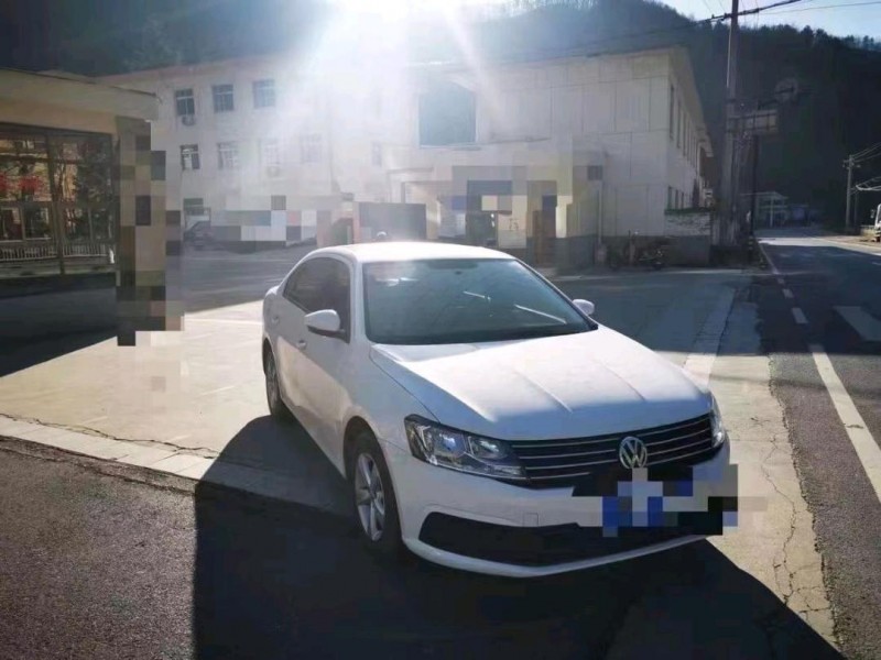 咸陽15年大眾朗逸1