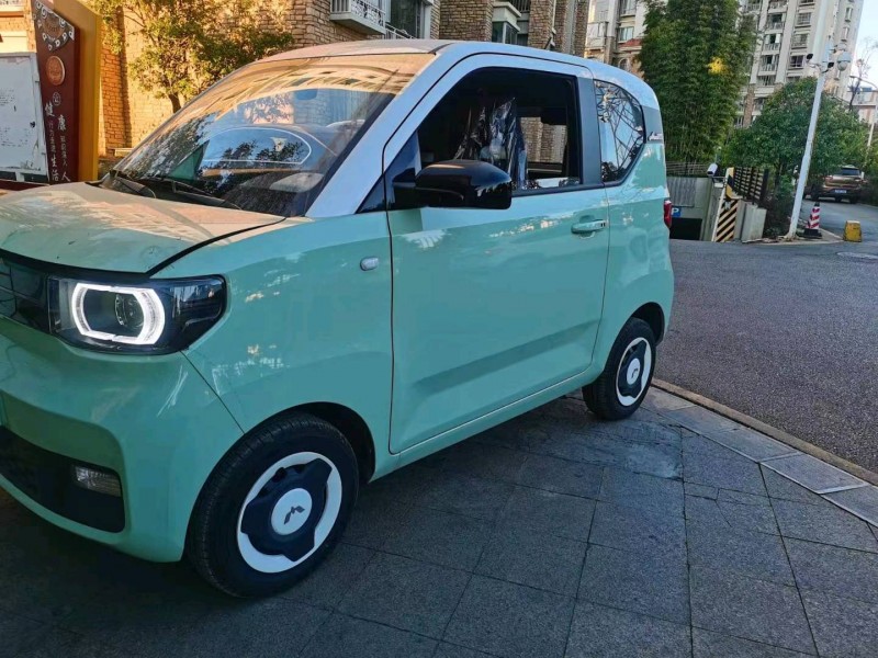 昆明23年五菱汽車MINIEV馬卡龍3