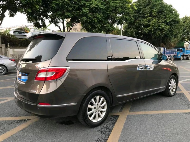 汕头11年别克GL84