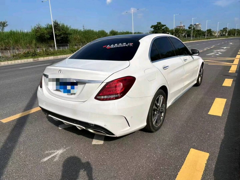 汕头17年奔驰C4