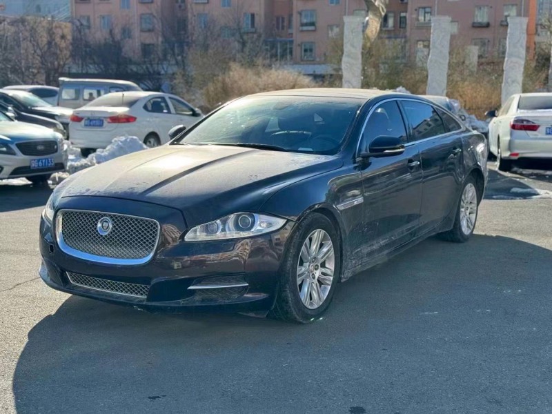呼和浩特12年捷豹XJ1