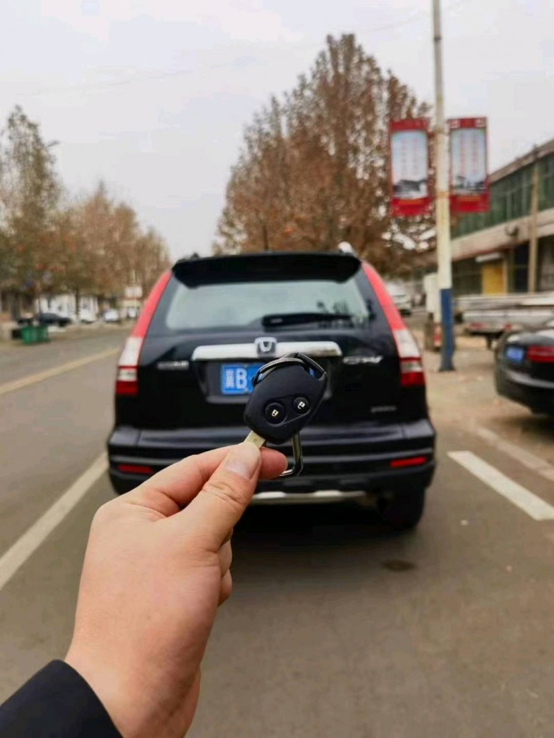 枣庄11年本田CRV8