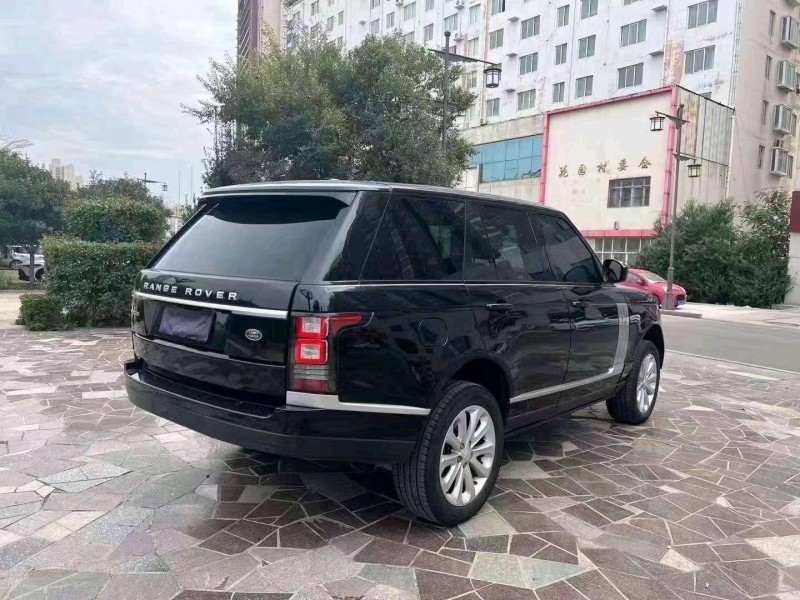 济宁15年路虎揽胜行政7