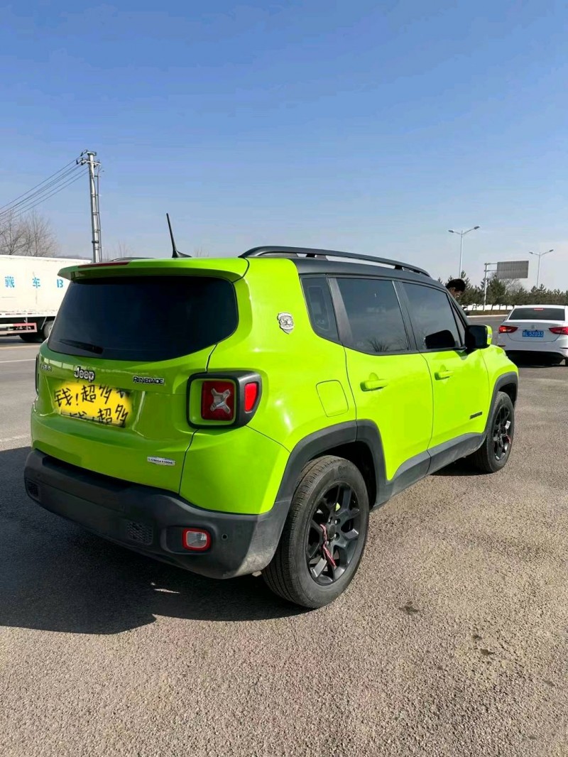 平涼18年Jeep自由俠9