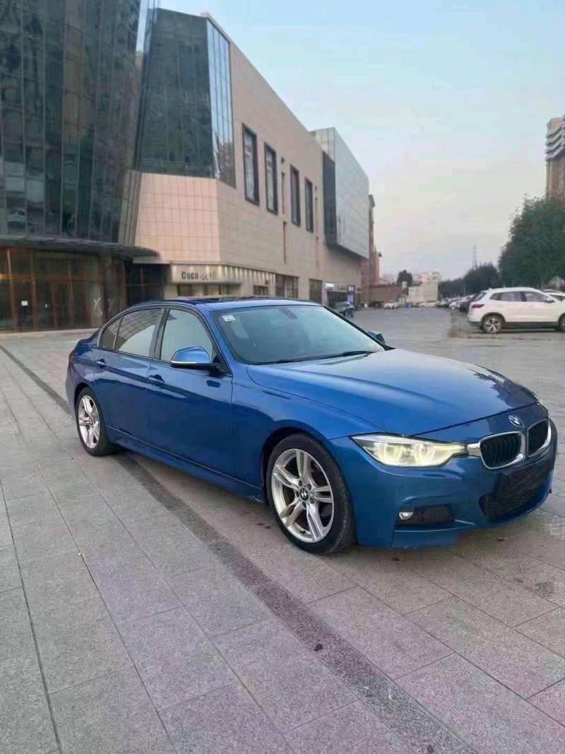 济宁17年宝马3系3