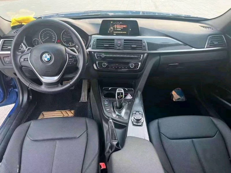 济宁17年宝马3系7