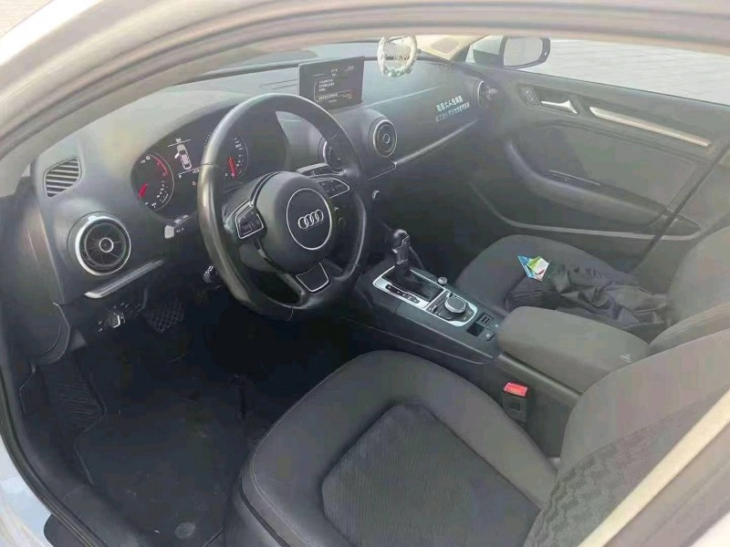 济宁17年奥迪A34