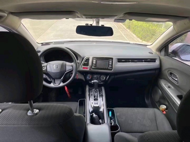 珠海18年本田缤智2