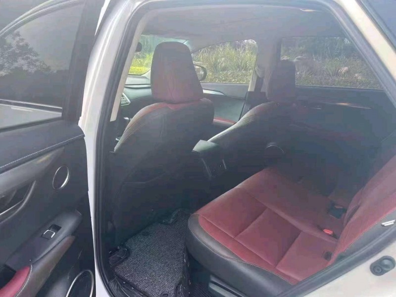 济宁18年雷克萨斯NX7