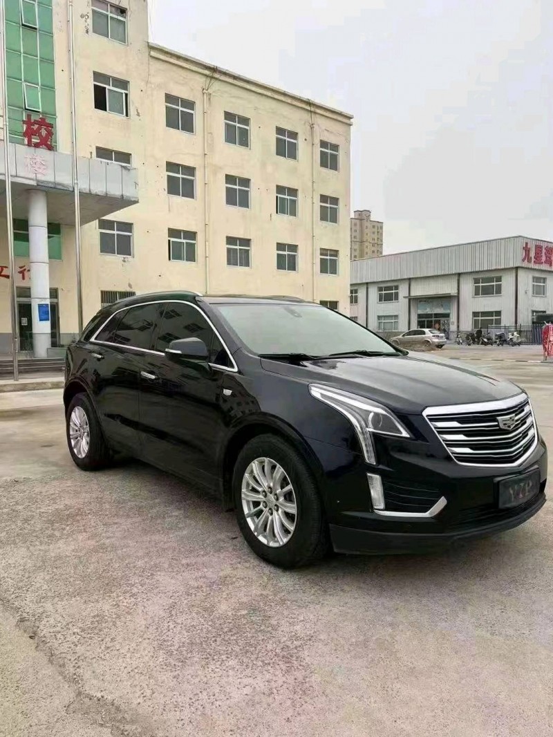 济宁17年凯迪拉克XT53