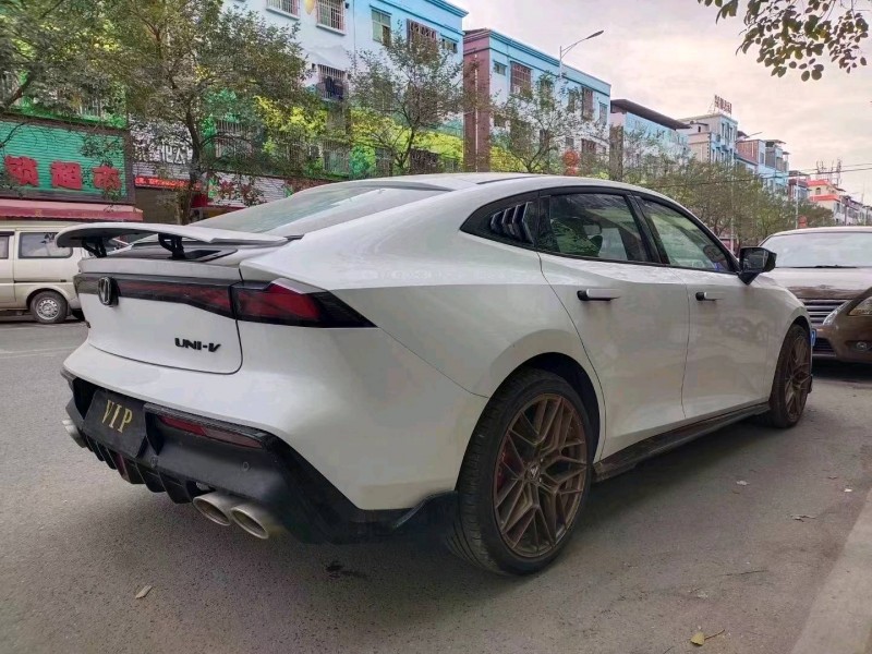 珠海23年长安汽车UNI-V4