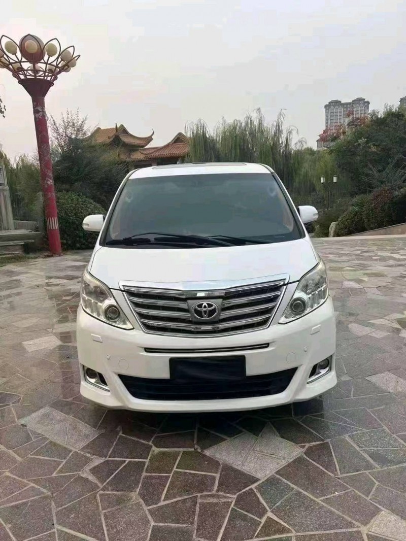 济宁14年丰田埃尔法1