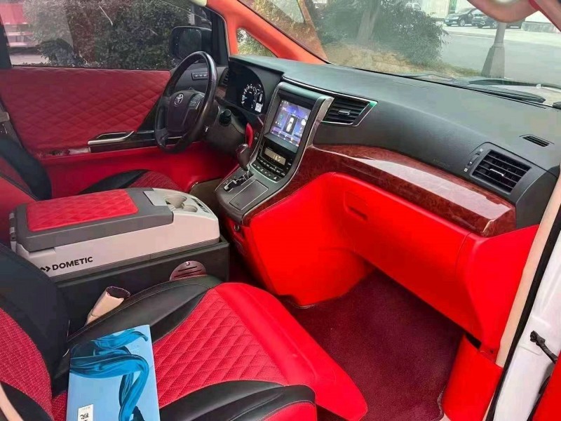 济宁14年丰田埃尔法6