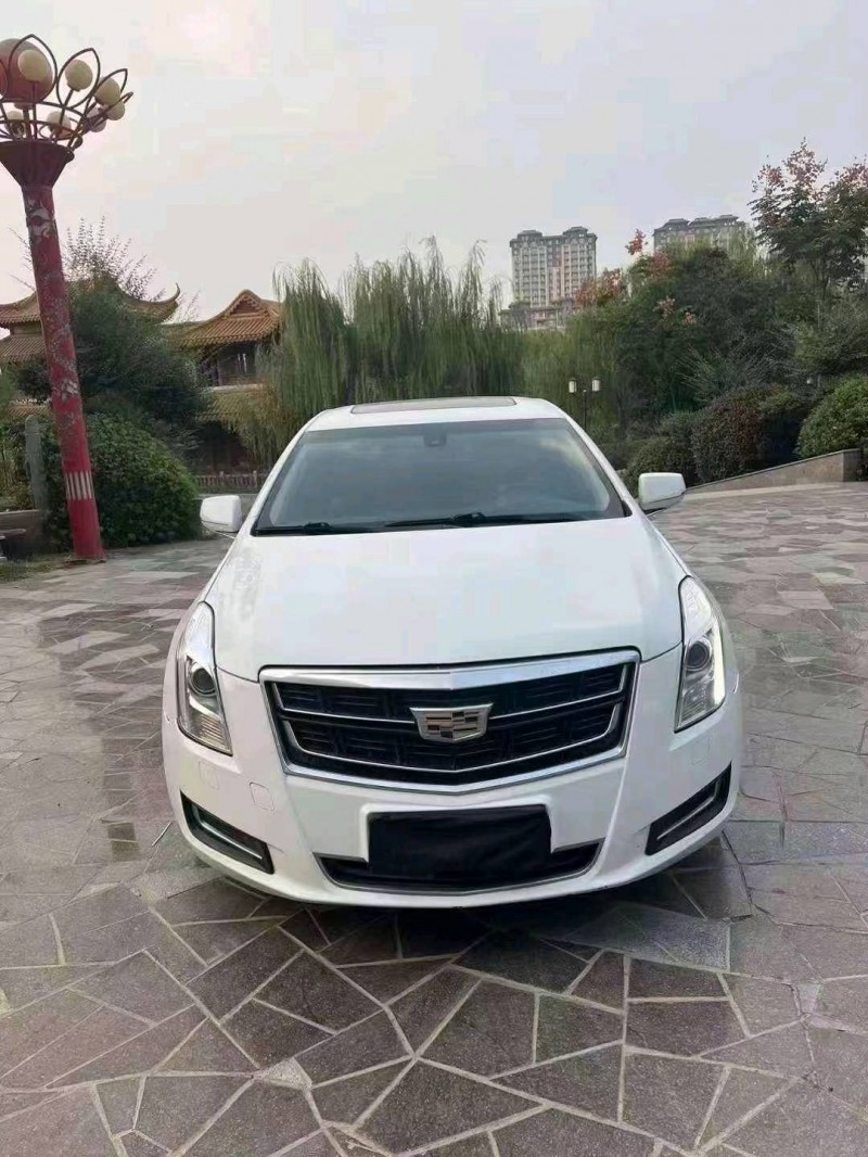 济宁16年凯迪拉克XTS1