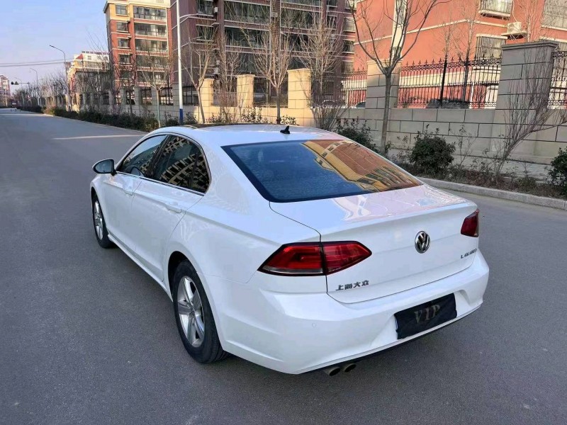 东营16年大众凌渡7