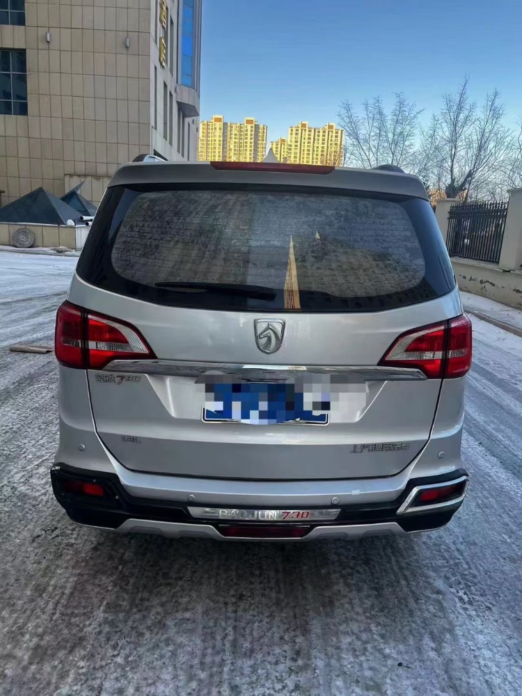 包頭18年寶駿7305