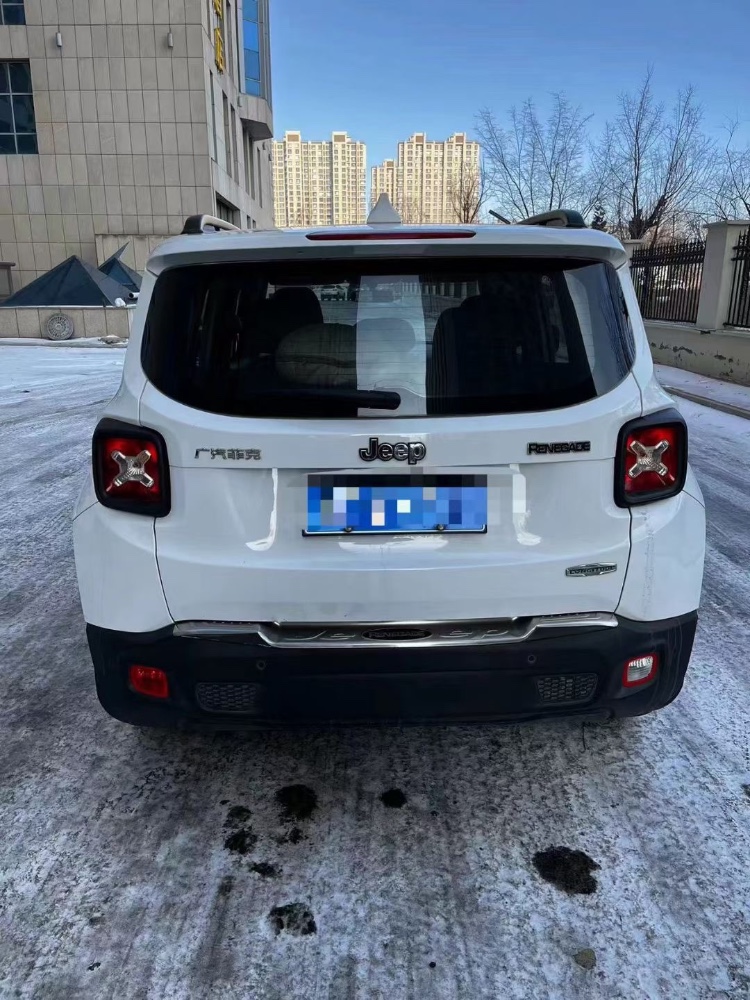 包頭18年Jeep自由俠5
