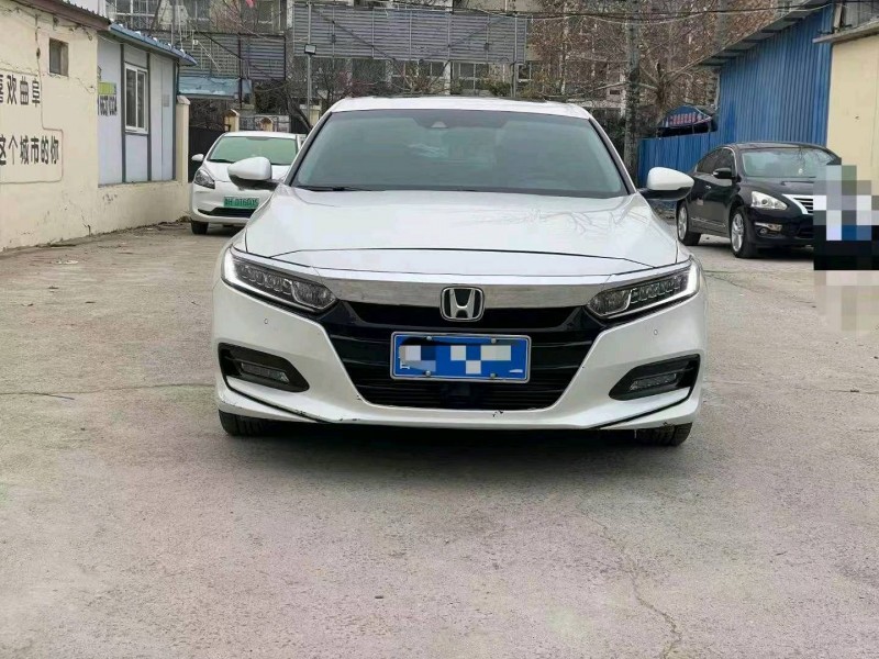 枣庄19年本田雅阁1