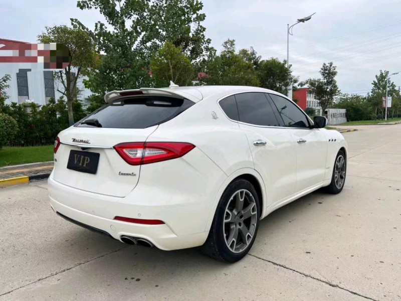 盐城19年玛莎拉蒂Levante8
