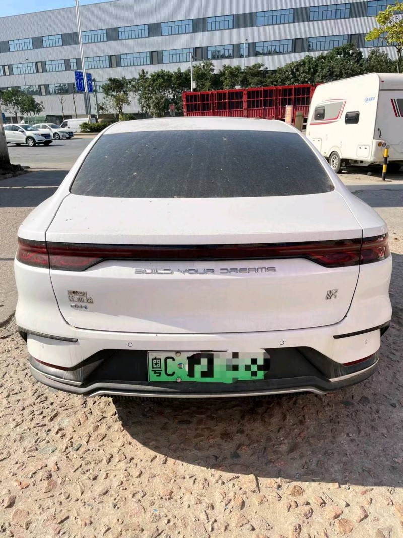 广州23年比亚迪汉9