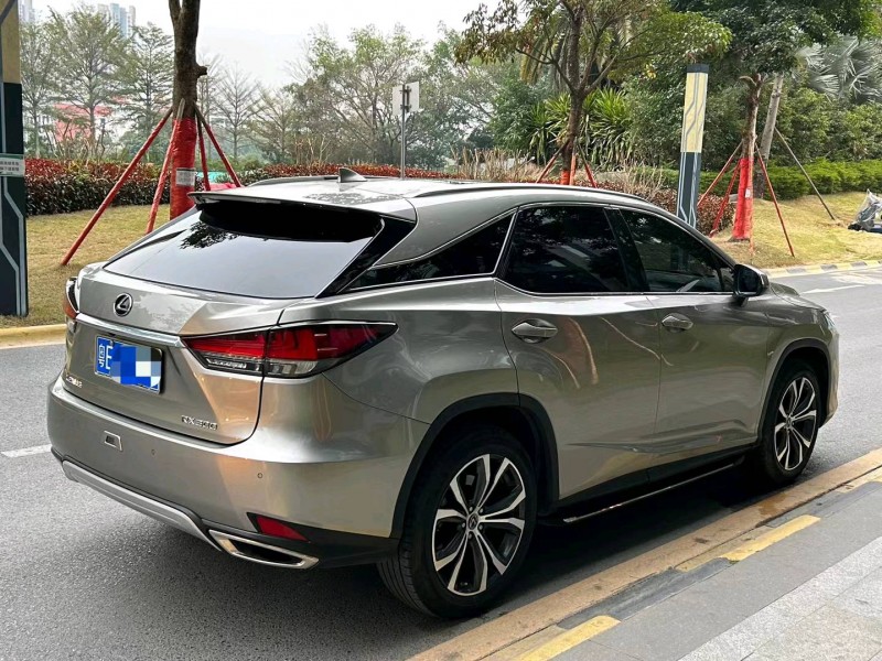 广州21年雷克萨斯RX7