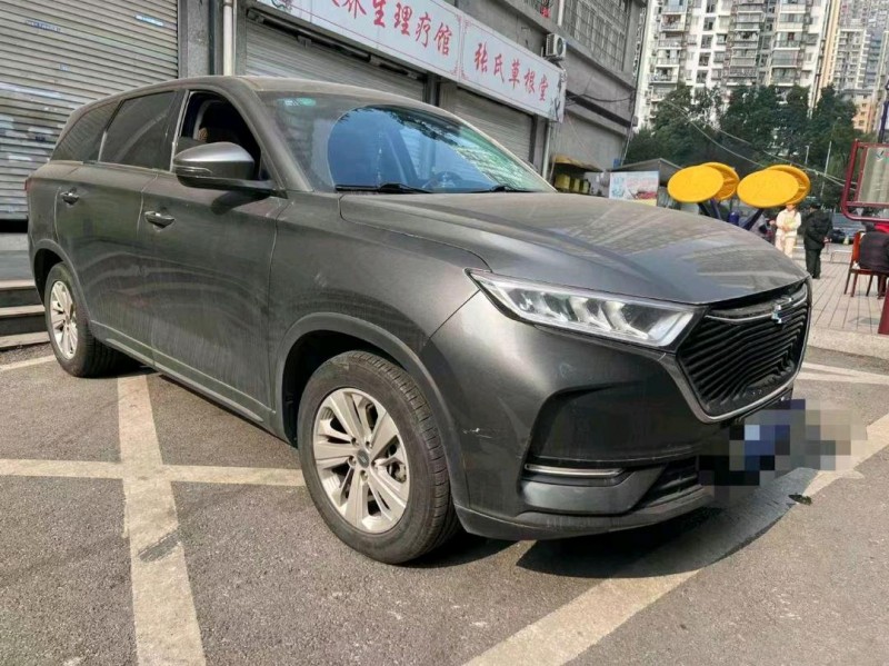 重庆20年长安汽车欧尚2