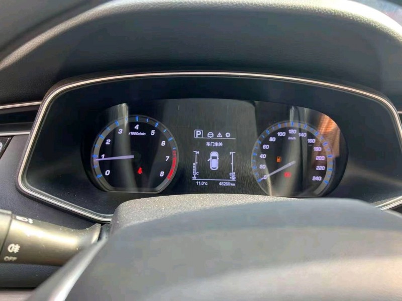 重庆20年长安汽车欧尚5