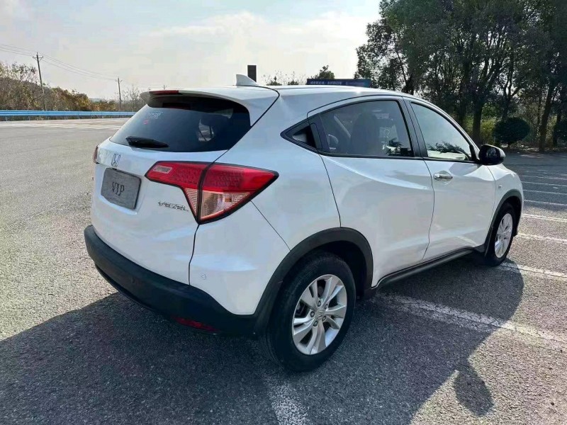 宜昌18年本田缤智9