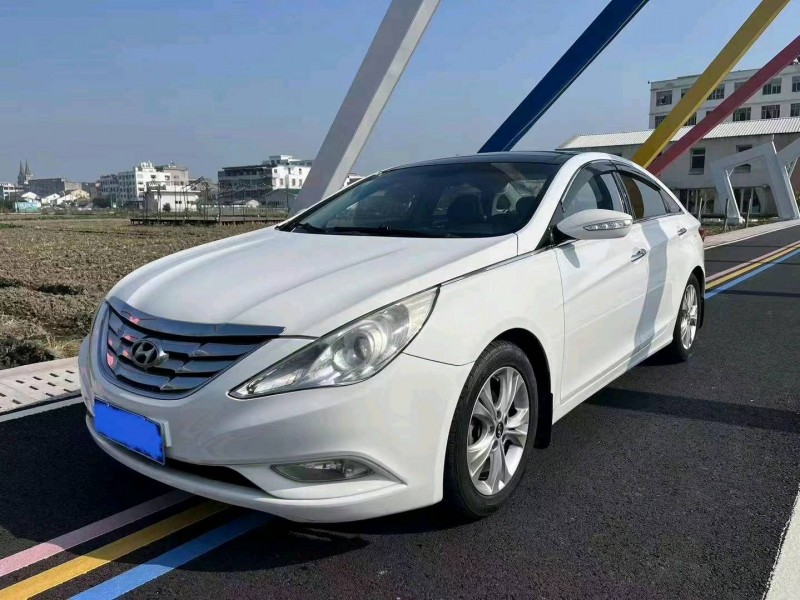 嘉兴12年现代索纳塔八2