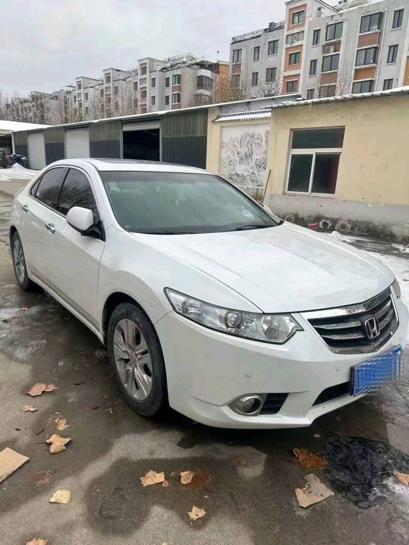 东营14年本田思铂睿3