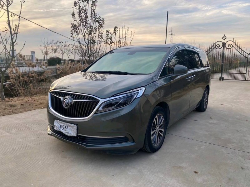 徐州18年别克GL82